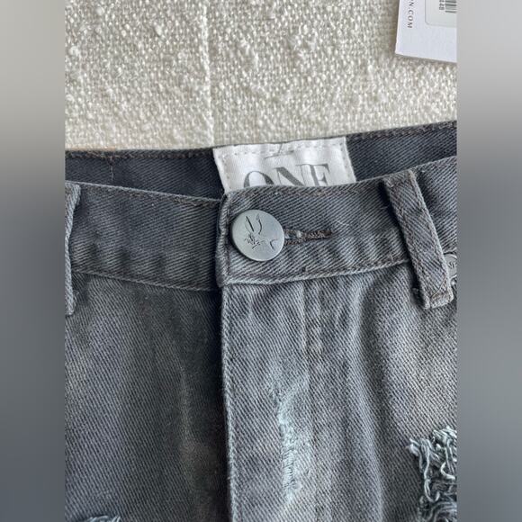OneTeaspoon Vintage Black Bandits Shorts NWT Size 26 - Picture 15 of 16